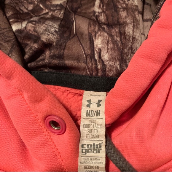 Under armor hoodie - Picture 3 of 3